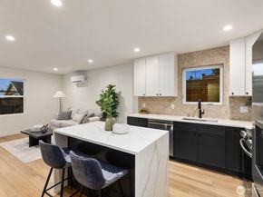 7134 34th Avenue SW, Seattle WA 98126