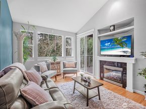 35227 SE Aspen Lane 1202, Snoqualmie WA 98065