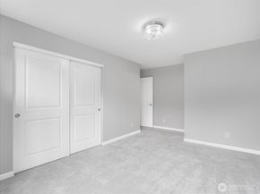 35227 SE Aspen Lane 1202, Snoqualmie WA 98065