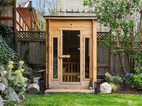 314 NE 56th Street, Seattle WA 98105