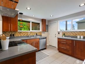 1515 NE 190th Street, Shoreline WA 98155