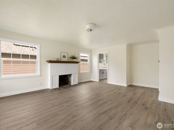 330 Dora Avenue, Bremerton WA 98312
