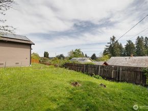 330 Dora Avenue, Bremerton WA 98312