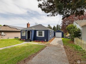 330 Dora Avenue, Bremerton WA 98312
