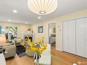 12345 Roosevelt Way NE 209, Seattle WA 98125