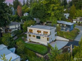 6950 SE Maker Street, Mercer Island WA 98040