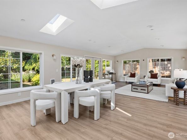 9223 128th Avenue NE, Kirkland WA 98033