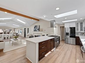 9223 128th Avenue NE, Kirkland WA 98033