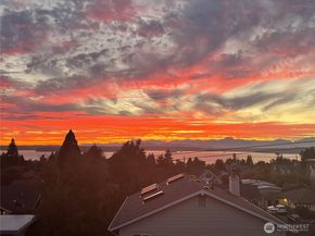 5919 California Avenue SW B, Seattle WA 98136