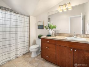 5919 California Avenue SW B, Seattle WA 98136