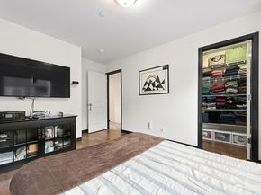 877 5th Pl NE, Issaquah WA 98029