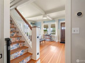 724 S Summit Avenue, Bremerton WA 98312