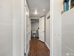 724 S Summit Avenue, Bremerton WA 98312