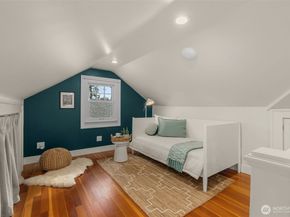 5241 16th Avenue NE, Seattle WA 98105