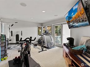 10535 NE 53rd Street, Kirkland WA 98033