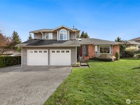 8823 10th Drive SE, Everett WA 98208