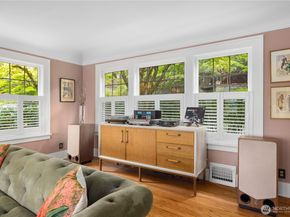 246 Dorffel Drive E, Seattle WA 98112