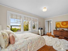 246 Dorffel Drive E, Seattle WA 98112