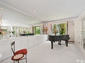 8508 54TH Avenue NE, Seattle WA 98115