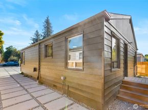 8731 13th Avenue NW, Seattle WA 98117