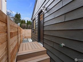 8731 13th Avenue NW, Seattle WA 98117