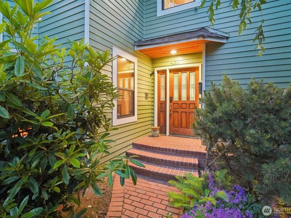 1114 2nd Avenue N, Seattle WA 98109