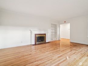 1114 2nd Avenue N, Seattle WA 98109
