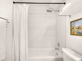 2250 NW 58th Street 302, Seattle WA 98107