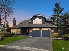 26018 SE 38th Court, Sammamish WA 98029