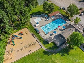 26018 SE 38th Court, Sammamish WA 98029