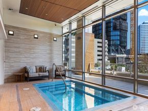 10650 NE 9th Place 1122, Bellevue WA 98004