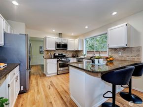 13133 NE 74th Street, Kirkland WA 98033
