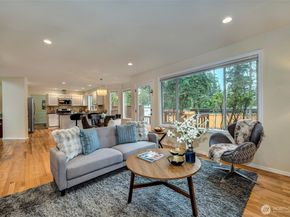 13133 NE 74th Street, Kirkland WA 98033