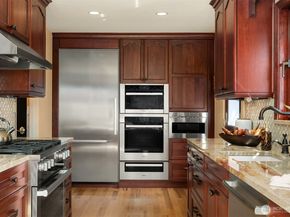 12715 Palatine Avenue N, Seattle WA 98133