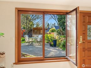 12715 Palatine Avenue N, Seattle WA 98133