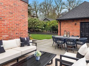 1111 37th Avenue E, Seattle WA 98112