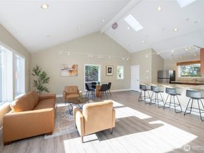 11307 NE 128th Street G101, Kirkland WA 98034