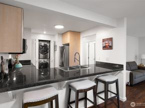 11307 NE 128th Street G101, Kirkland WA 98034