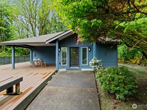 15809 Waynita Way NE G204, Bothell WA 98011