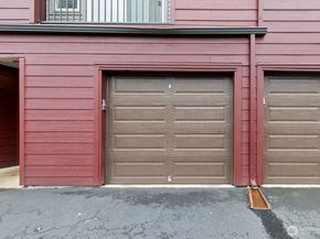 15809 Waynita Way NE G204, Bothell WA 98011