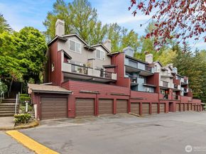 15809 Waynita Way NE G204, Bothell WA 98011