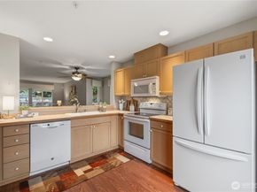 1600 121st Street SE J104, Everett WA 98208