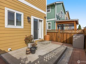 10250 17th Avenue SW, Seattle WA 98146