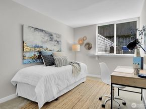 2350 10th Avenue E 111, Seattle WA 98102