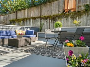 2350 10th Avenue E 111, Seattle WA 98102