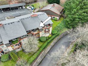 11058 NE 33rd Place D6, Bellevue WA 98004