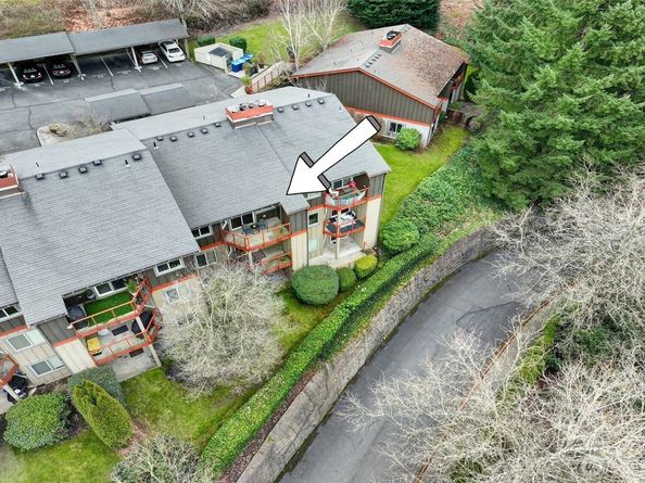 11058 NE 33rd Place D6, Bellevue WA 98004