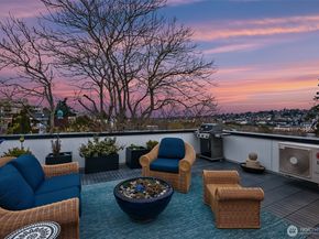 2330 W Plymouth Street B, Seattle WA 98199