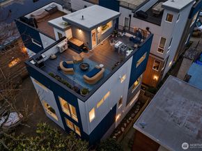 2330 W Plymouth Street B, Seattle WA 98199