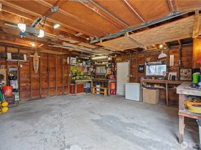8053 16th Avenue NW, Seattle WA 98117